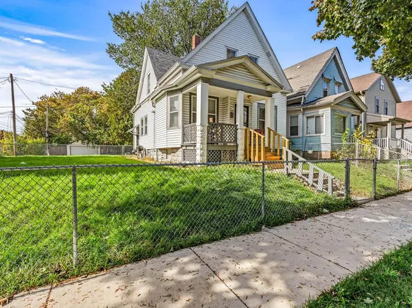 2721 N 23rd STREET, Milwaukee, WI 53206
