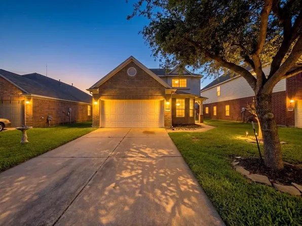 2322 Alcove Foster Ct, Fresno, TX 77545