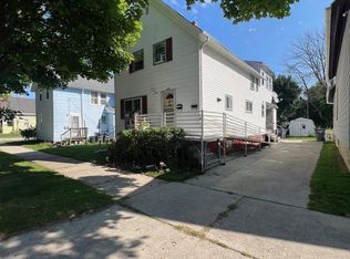 1327 N 15th St, Sheboygan, WI 53081