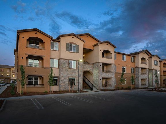 4th image of 1900 Blue Oaks Blvd APT 835