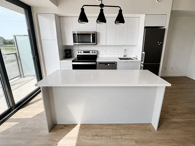 7 Erie Ave #307 — Photo 7