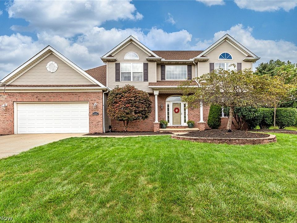 1st image of 20476 Beechwood Ln