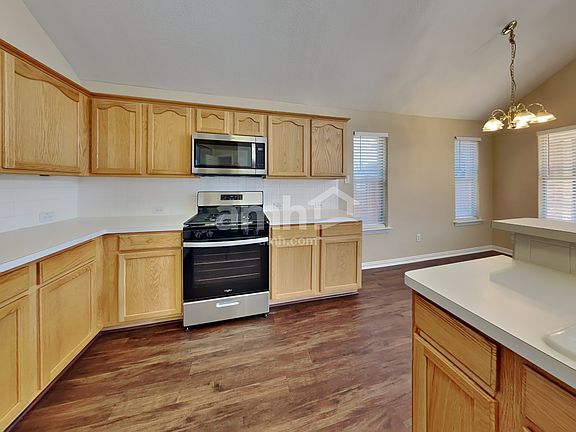 4th image of 6217 Reddenson Dr