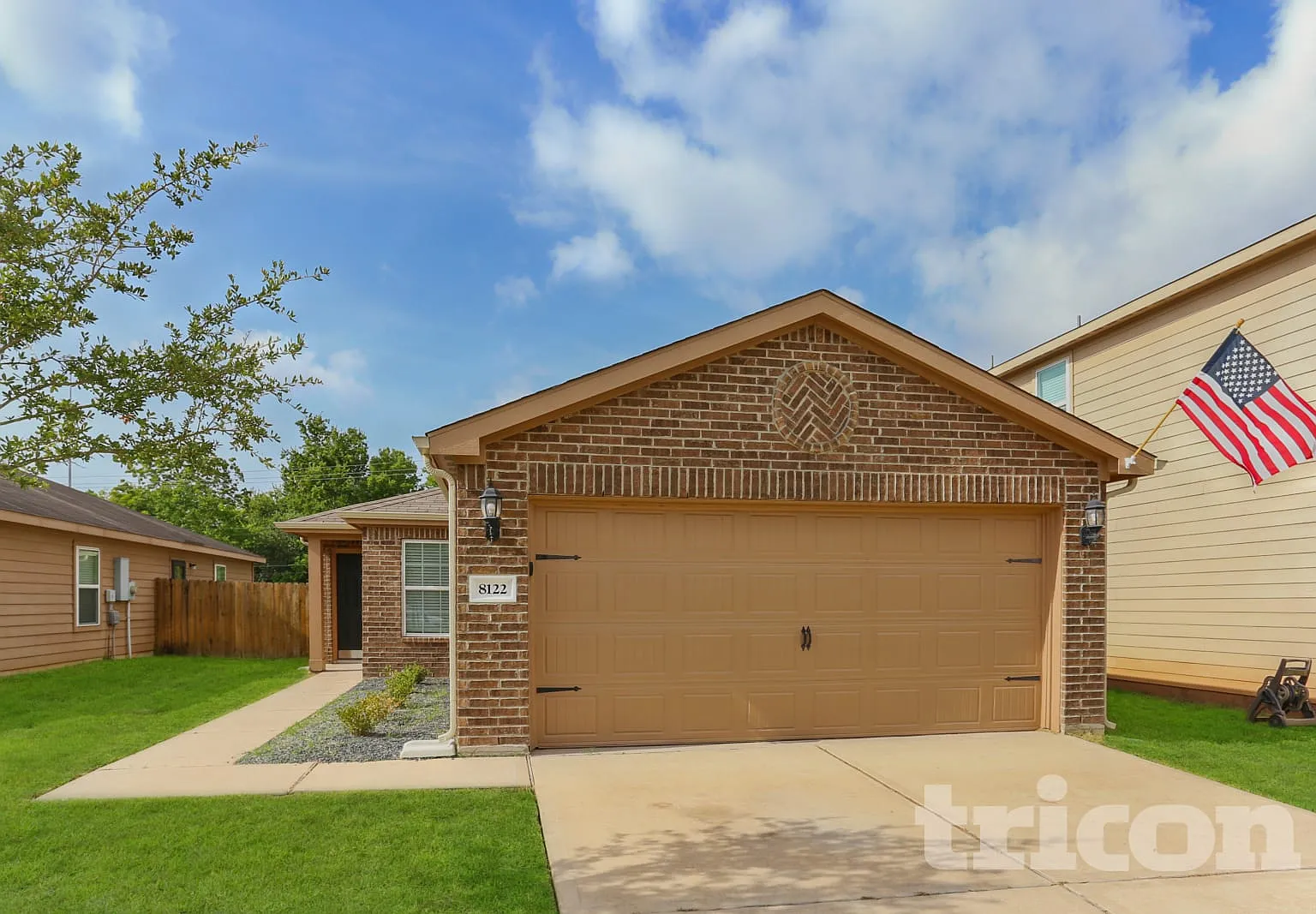 8122 Hall View Drive Houston TX — Photo 1