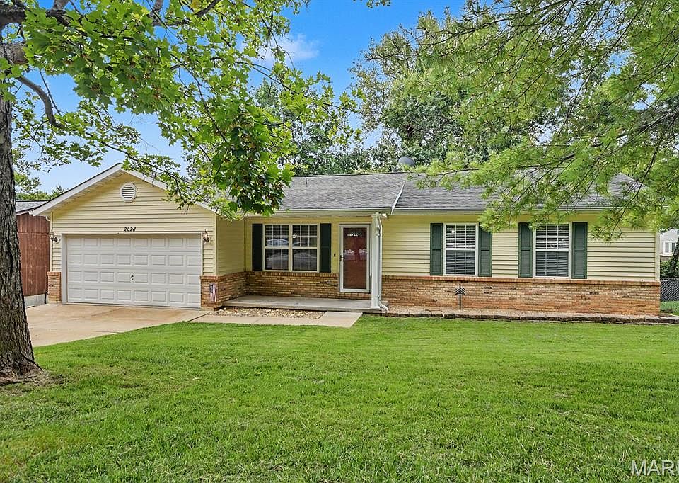 1st image of 2028 Waybridge Ln