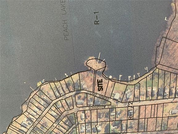 5th image of 39 Lake St