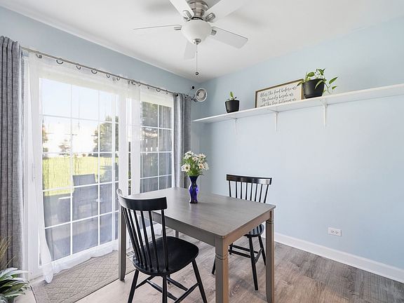 4th image of 9939 Wakefield Ln #9939