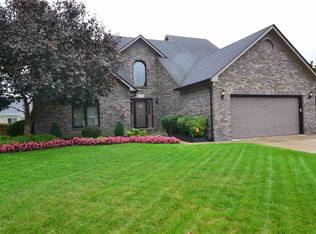 28698 Squire Dr, Chesterfield, MI 48047