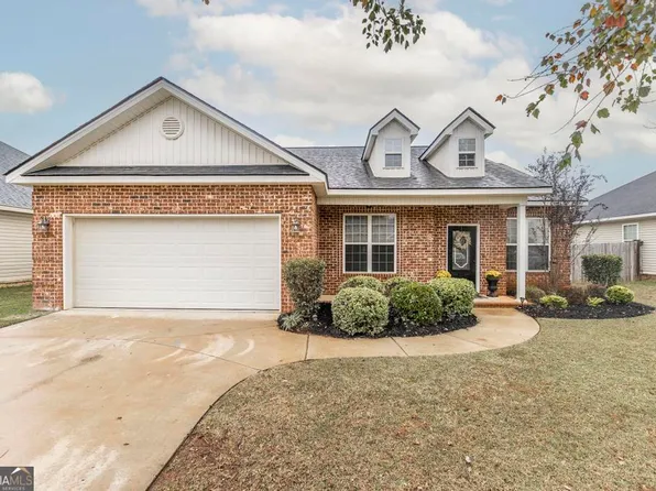 217 Amber Dr, Byron, GA 31008