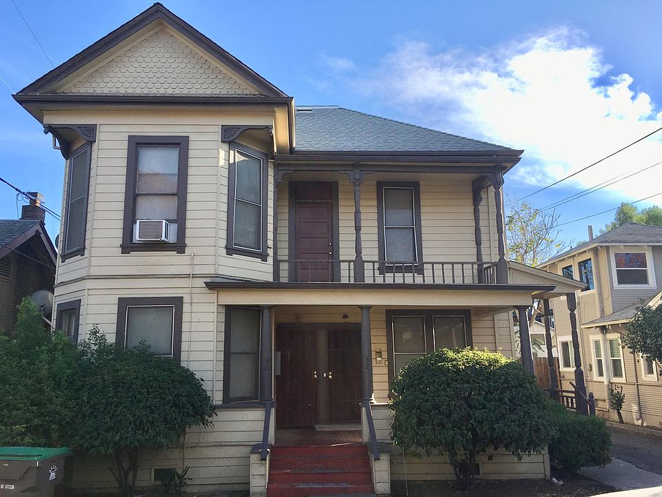 1st image of 32 W Willow St