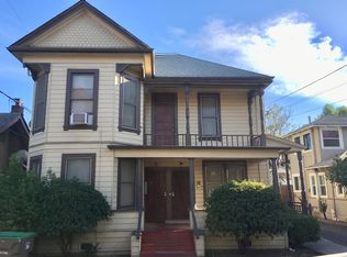 32 W Willow St, Stockton, CA 95202