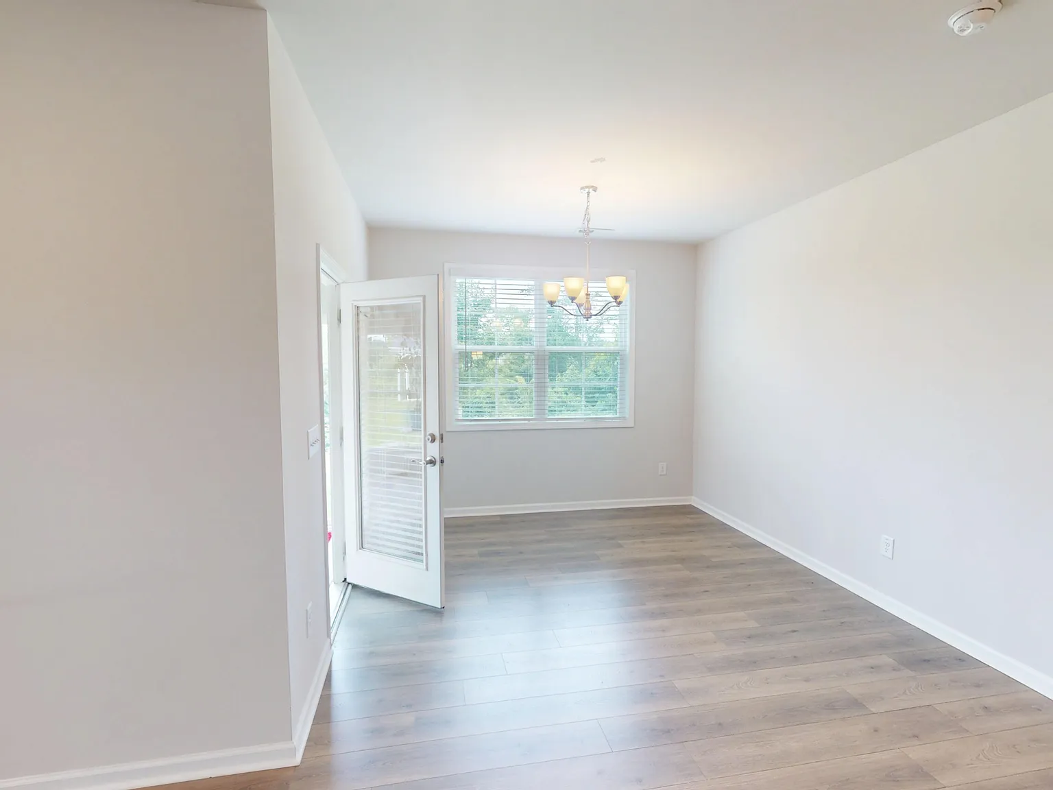 4415 Sapphire Court - 1 — Photo 3