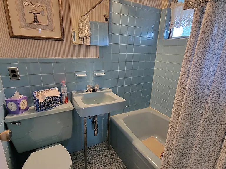 Kevin Rd — Photo 13