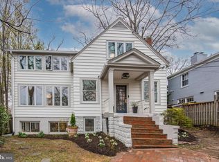 5045 1/2 Cathedral Ave NW, Washington, DC