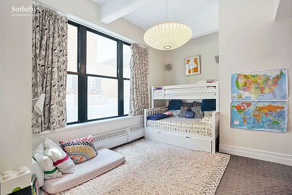 Sold by Sotheby's International Realty | media 8