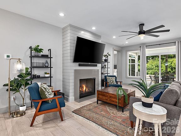 5th image of 7 Copper Mill Ct