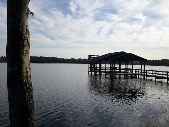 4th image of 7757 Paradise Dr