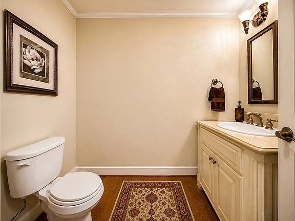 5th image of 3668 Asbury St