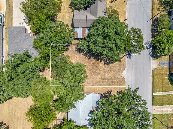 4th image of 406 W Ball St