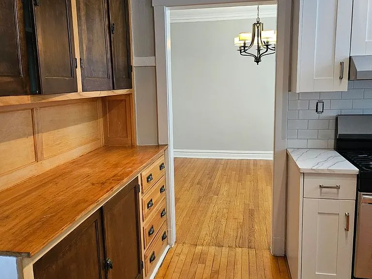 1605 W Thome Ave #2 — Photo 3