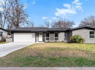 3104 Binyon St, Fort Worth, TX 76133