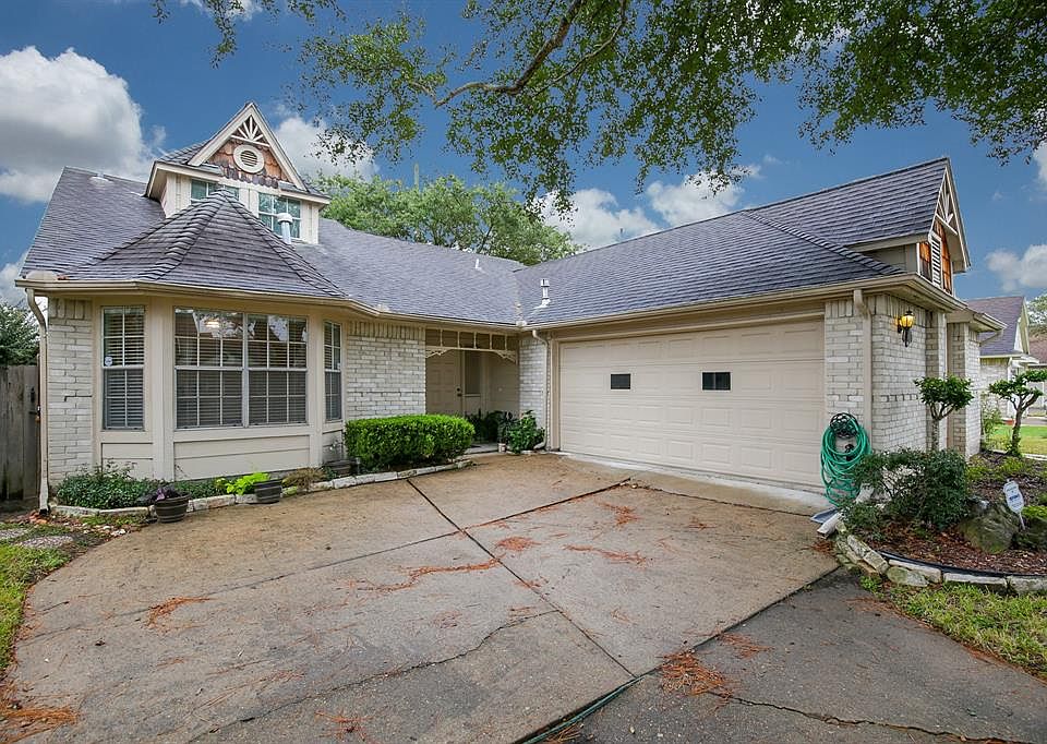 1st image of 12722 Ashford Brook Dr
