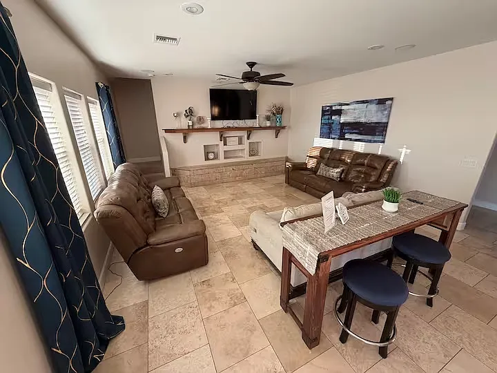 760 E Amber Ridge Rd — Photo 7