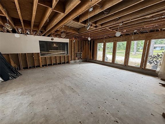 2nd image of 123 South Dr