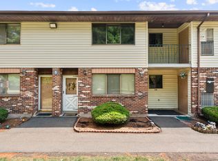 55 Thompson St APT 5G, East Haven, CT 06513