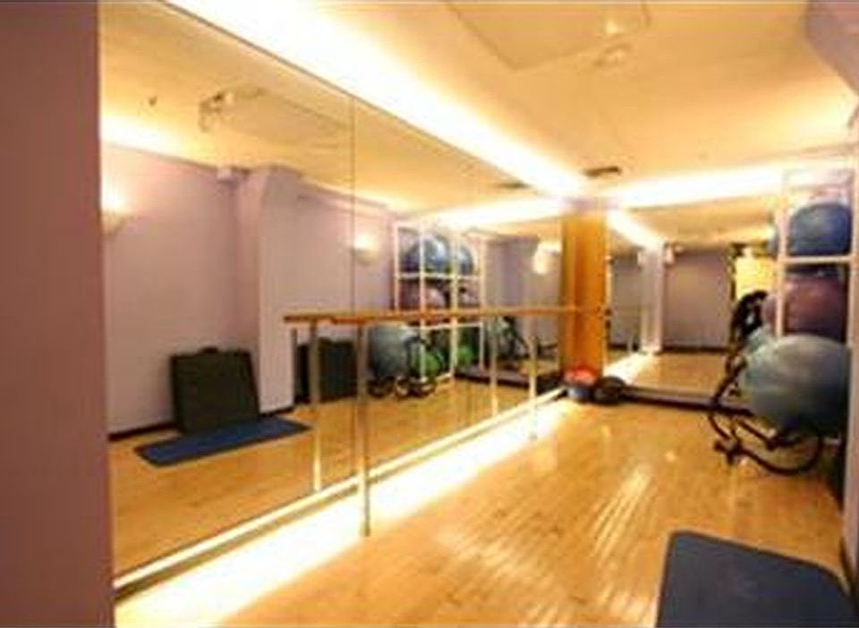 2nd image of 201 W 70th St APT 41