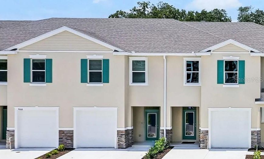 1st image of 3228 Chroma St