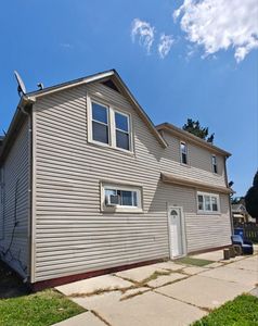 1801 Glenn Dr, North Chicago, IL, 60064
