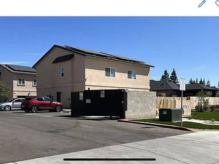 1837 Austin Ave #101 — Photo 1
