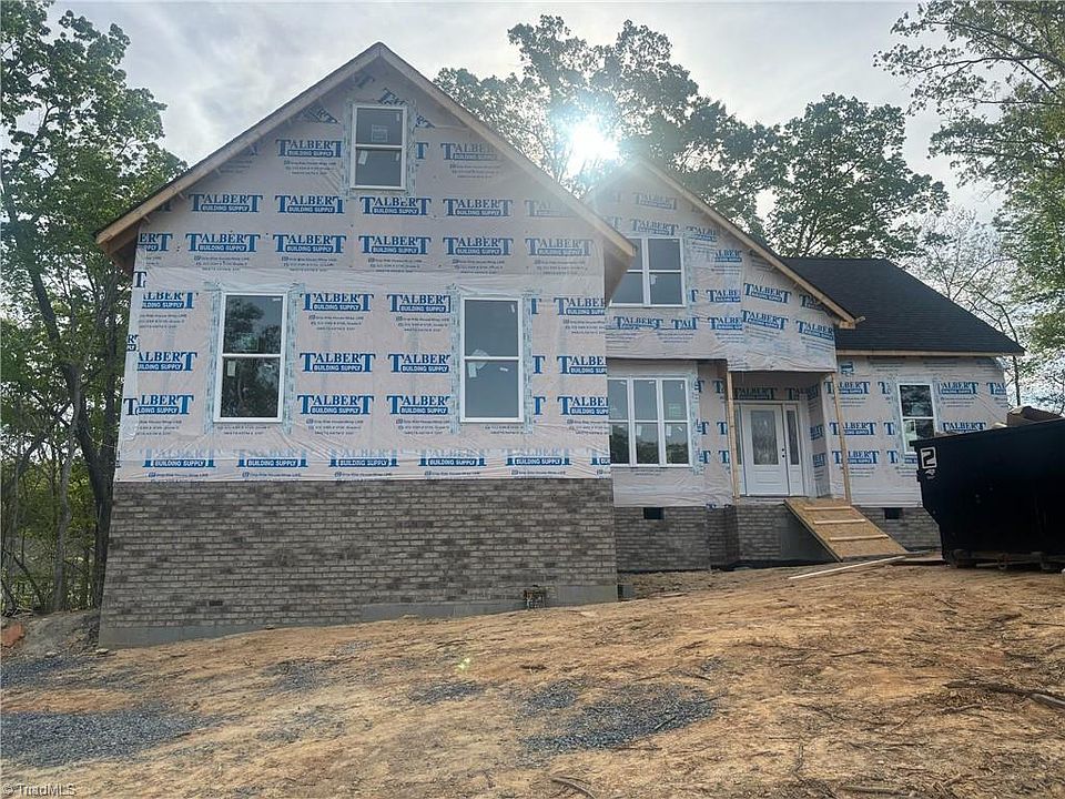 1st image of 318 Trollinger Rd