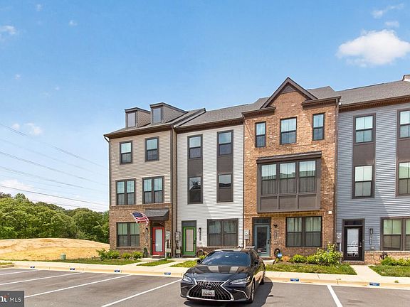 3rd image of 7832 Yona Ct