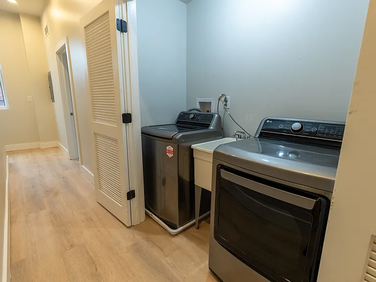 700 N Taylor Ave #2 — Photo 9