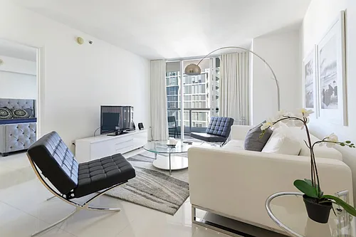 485 Brickell Ave #ID1520351P Photo 1