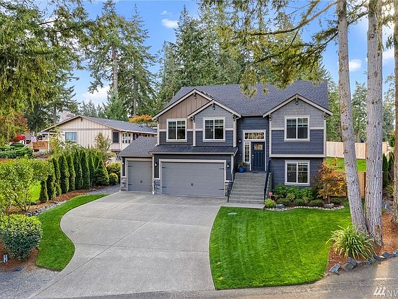3rd image of 7132 Turquoise Dr SW