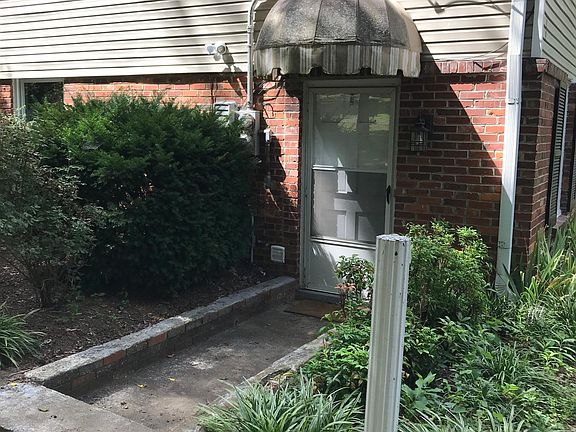 Private Apartment Entrance.