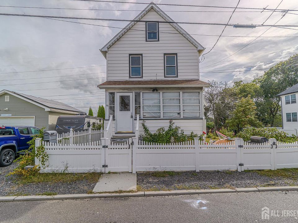1st image of 36 Smith St