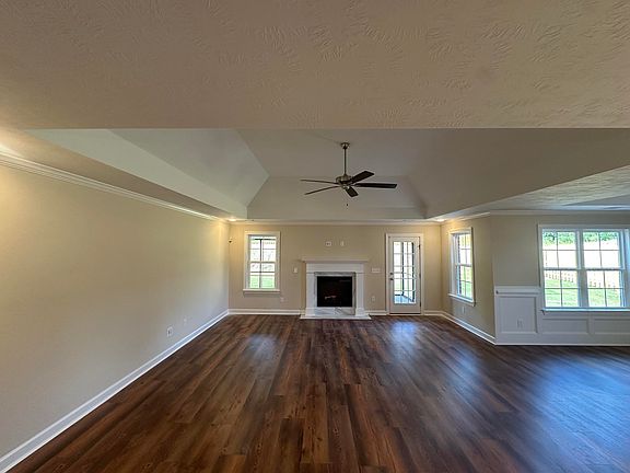 3rd image of 3430 Stockport Drive