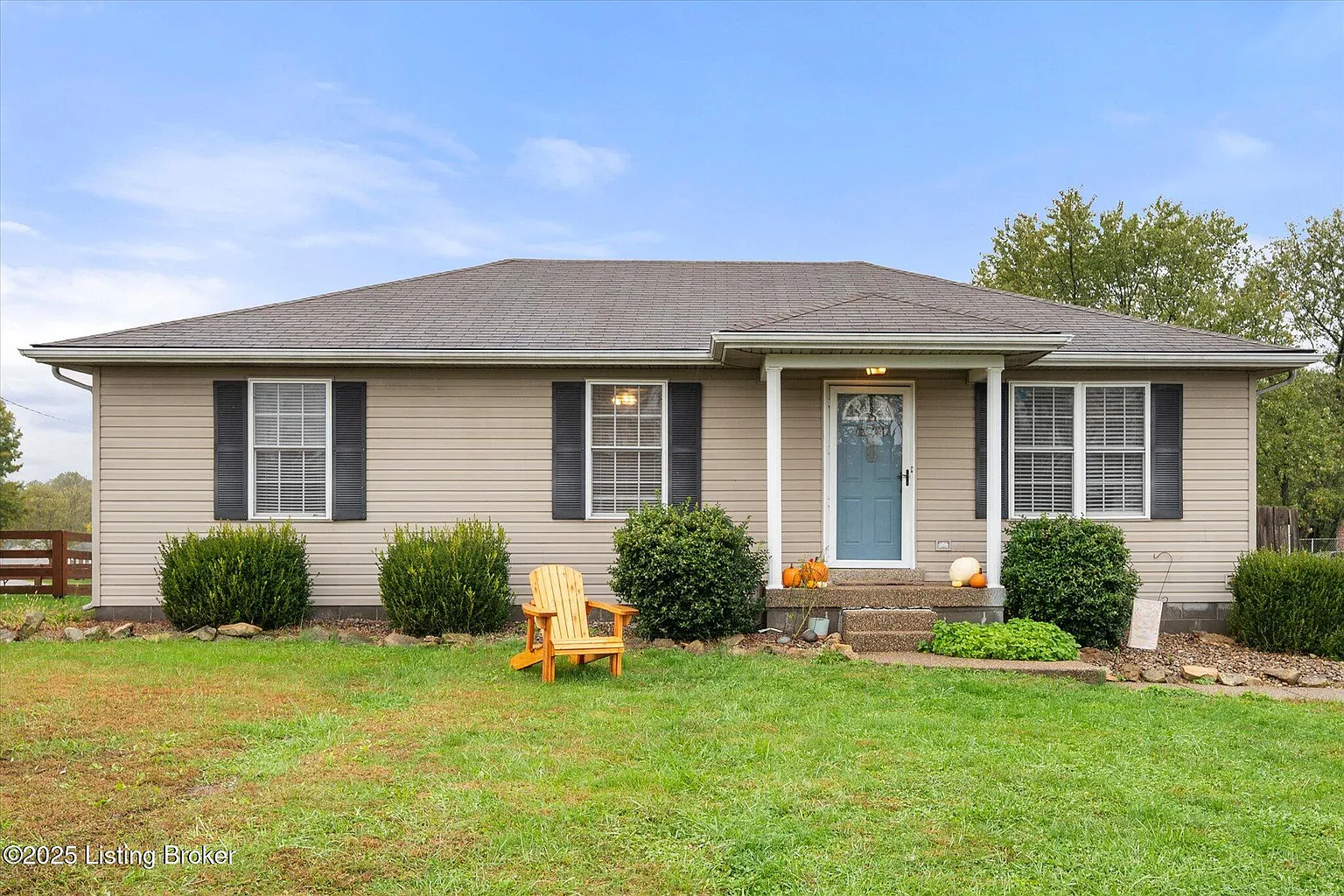 69 Lakeview Cir photo 1