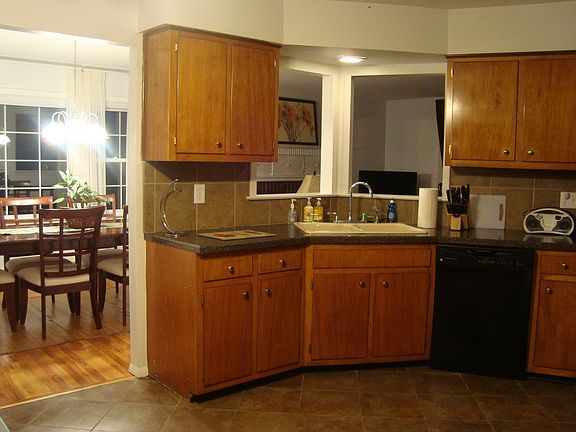 Kitchen angle 2