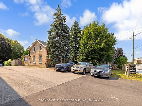 3rd image of 2321 Major Mackenzie Dr W