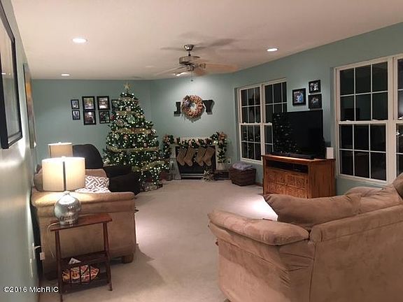 5th image of 2030 Pleasant Oak Dr