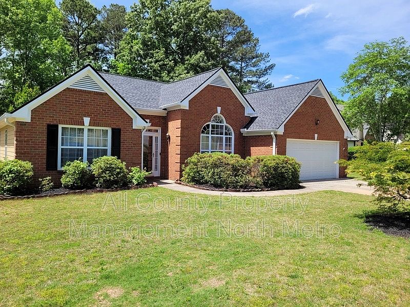 1st image of 452 Antler Ln