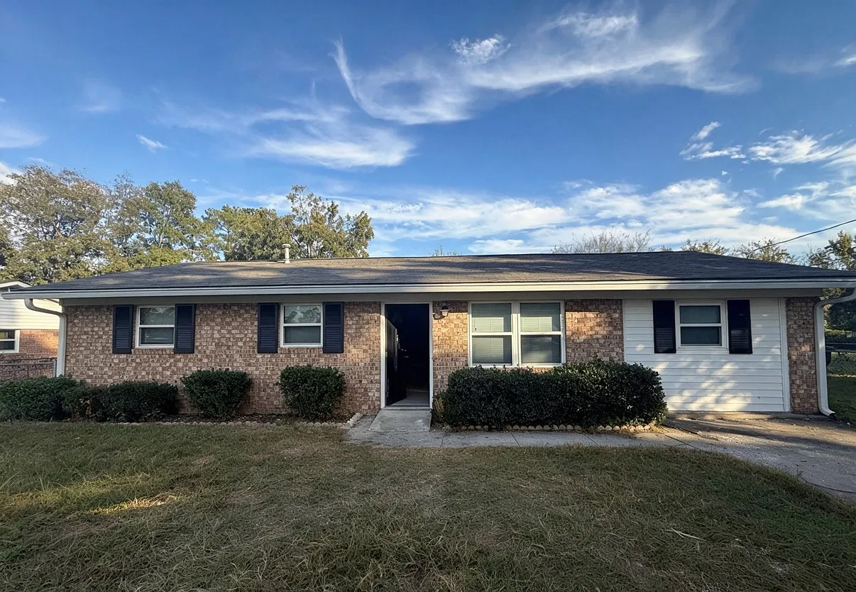 4 bed, 1620 sqft, $1,750 — Photo 1