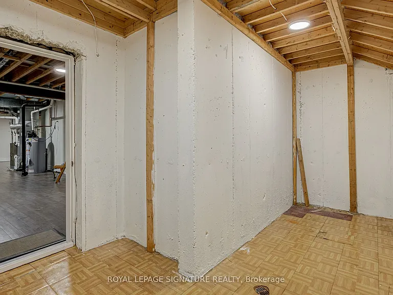 38 Pinemeadow Dr — Photo 43