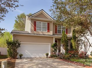 5127 Fernhill Dr, Charlotte, NC 28217