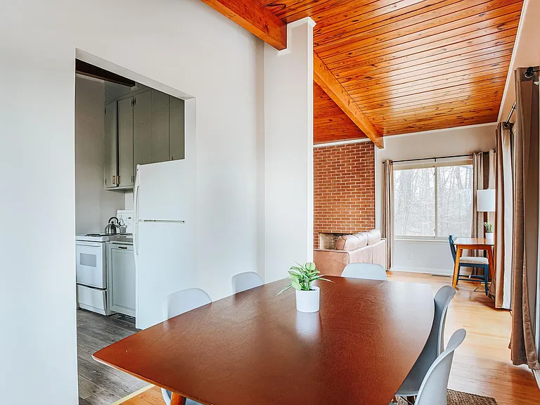 1140 Pen Park Ln — Photo 22